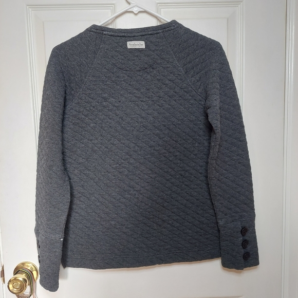 Avalanche Grey Quilted Button Cuff Crewneck Sweatshirt Outdoor Minimalist Size S - Picture 2 of 16